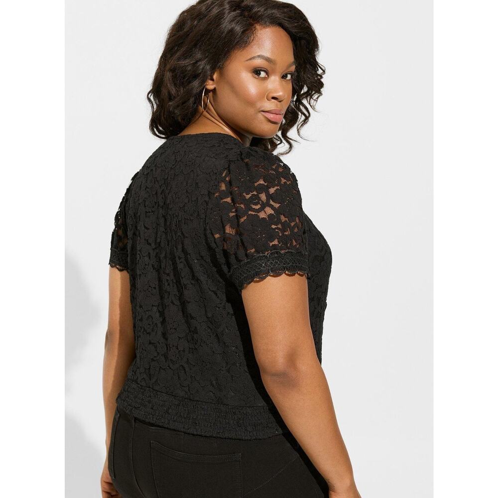 Torrid Black Floral Lace V-Neck Puff Sleeve Cropped Blouse Plus Size 5X (28) - Picture 2 of 12
